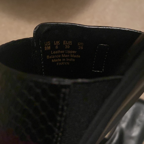 NATURALIZER Women’s Faryn Leather Embossed Slide Sandals Black Size 9 - Picture 12 of 13